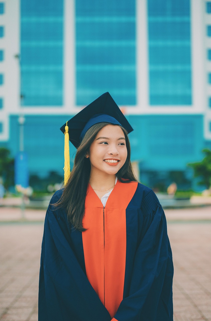 woman, student, graduate, smile, gown, beauty, vietnam, portrait